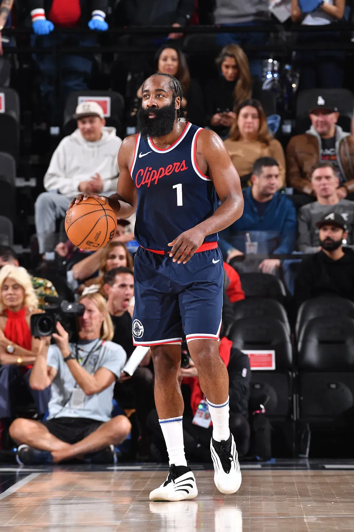 包含哈登重返赛场，表现优异首场状态出色，RNG观众沸腾！的词条-AYX GAMES